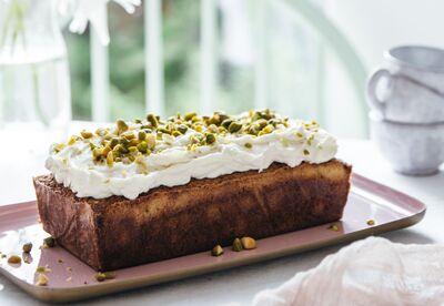 Pistáciový chlebíček s mascarpone 