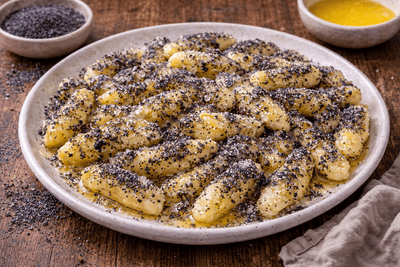 Zemiakové šúľance s makom