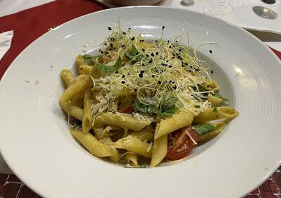 Penne AGLIO e OLIO