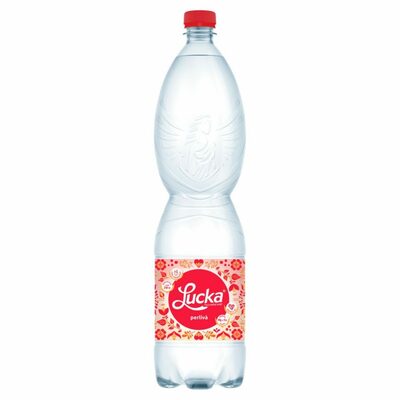 Lucka pramenitá voda perlivá 1,5l *ZO