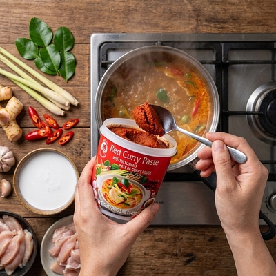 Pasta Curry (Kari) červená 400g Cock Brand