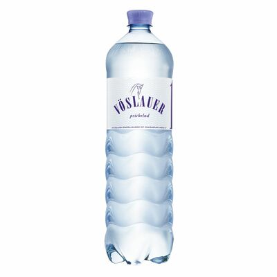 Vöslauer minerálna voda perlivá 1,5l*ZO