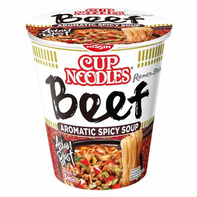 Nissin Instantná polievka Cup Noodles Hovädzia 64g