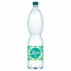 Lucka pramenitá voda jemne perlivá 1,5l *ZO