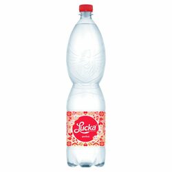 Lucka pramenitá voda perlivá 1,5l *ZO