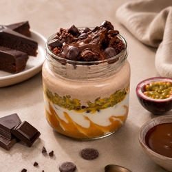 Jogurt Sacherova Torta 345g MůjJogurt
