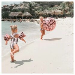 Nafukovacia lopta s rozstrekovačom Leopard 60cm Swim Essentials