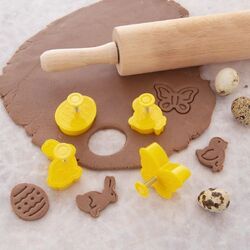 Orion Vykrajovačka s piestom Veľká noc 4 ks